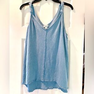 SUNDANCE knotted strap linen tank. MEDIUM. Light teal